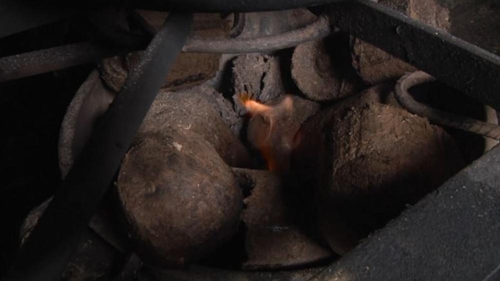 Kenya : une entreprise transforme les matières fécales en ‘charbon’