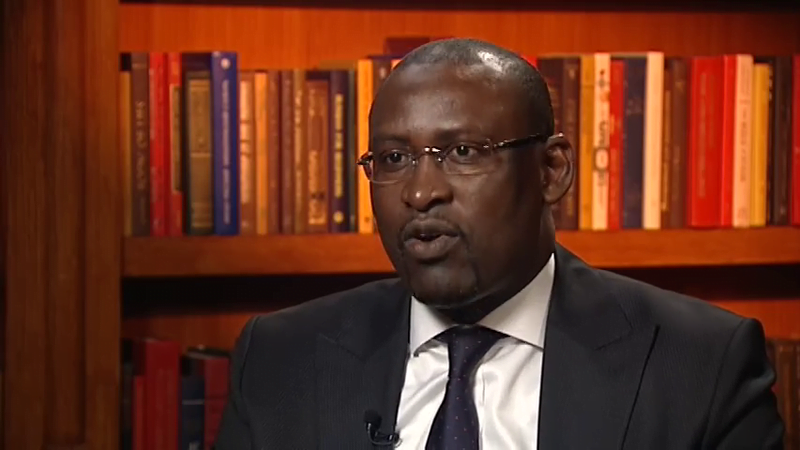 Le ministre malien Abdoulaye Diop participe à un débat sur RFI
