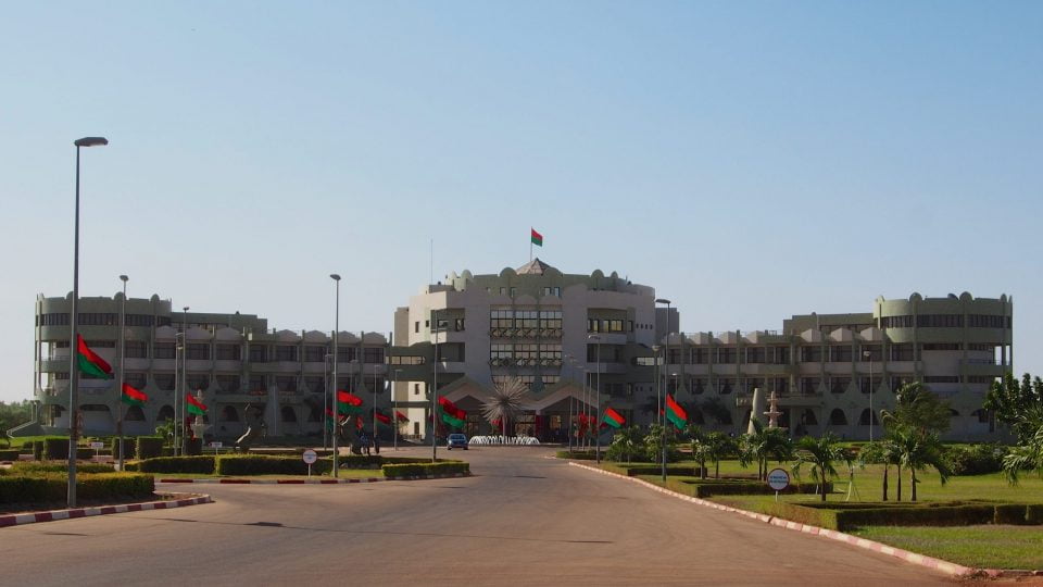 Burkina Faso : Des audits annoncés pour 140 institutions publiques