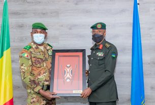 Le chef d’état-major de l'armée malienne au Rwanda