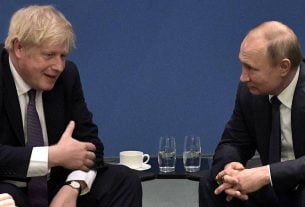 Grande-Bretagne: Boris Johnson aurait voulu que Poutine soit une femme