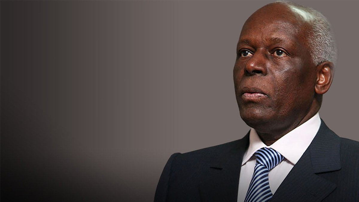 RDC : « Deuil national » après le décès de l’ancien président angolais Dos Santos