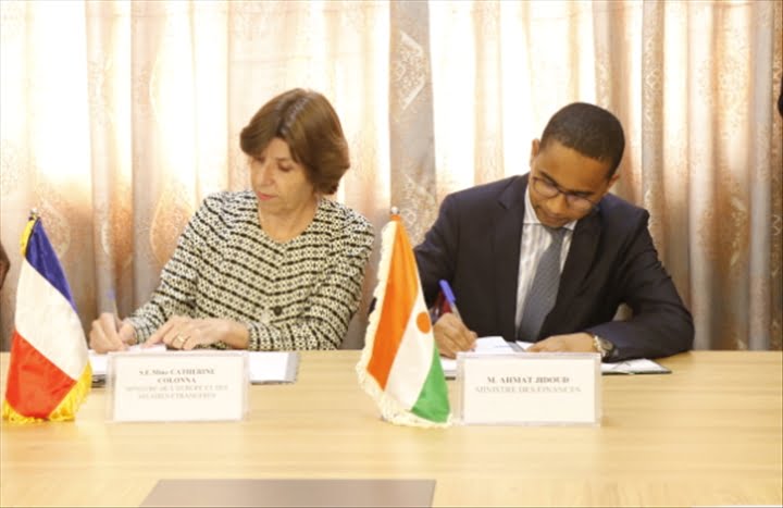 La France accorde une aide de 43 milliards F CFA au Niger
