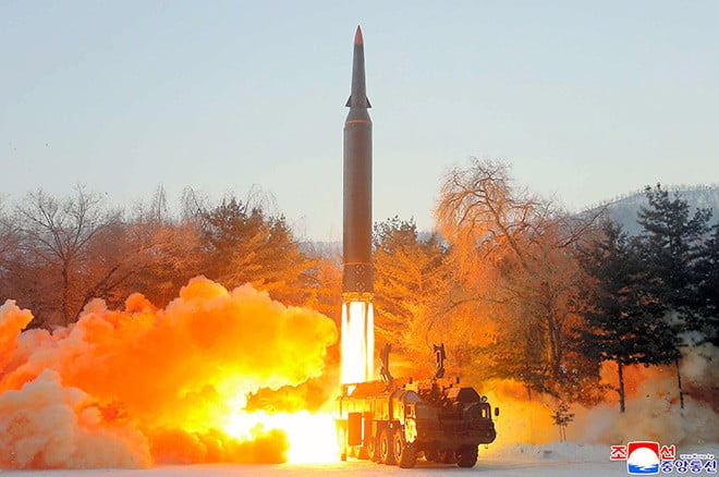 Le Japon prévoit des missiles à plus longue portée pour contrer la Chine et la Russie