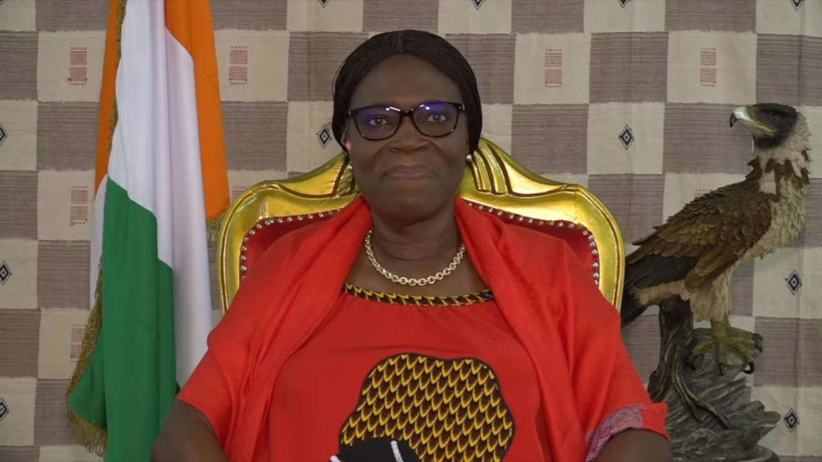 Simone Gbagbo n’exclut pas sa candidature pour la présidentielle de 2025. Après l’annonce de candidature de Guillaume Soro, elle se veut claire : si son nouveau parti dit oui pour sa candidature, il n’y aura pas de refus. "Si mon parti décide que je suis la mieux placée, je le ferai, je n’ai aucune difficulté à cela", dit-elle.