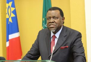 Les mandats présidentiels devraient être "limités", selon le président namibien