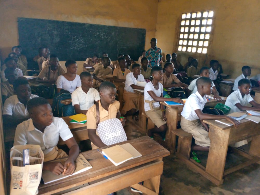 Togo : Kokou Dégbé constate l'effectivité de la rentrée scolaire dans « Yoto 3 »