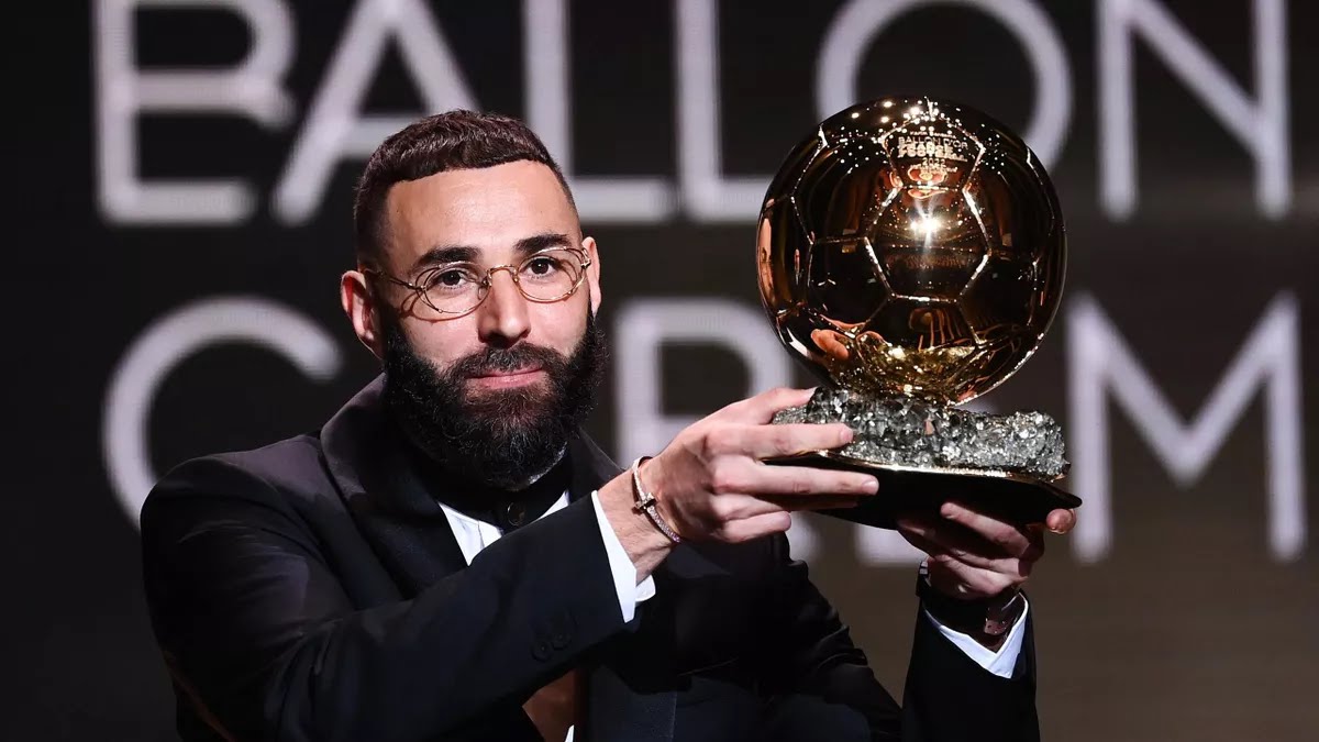 Karim Benzema, Ballon d'or : "Je joue au foot pour vous et le show doit continuer"