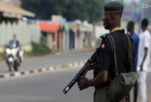 Un soldat nigérian tue un travailleur humanitaire et blesse un copilote de l'ONU