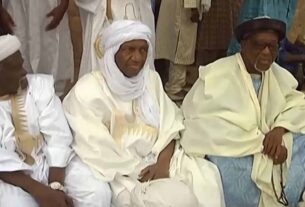 Mali : Levée de boucliers contre la décoration d’un leader religieux