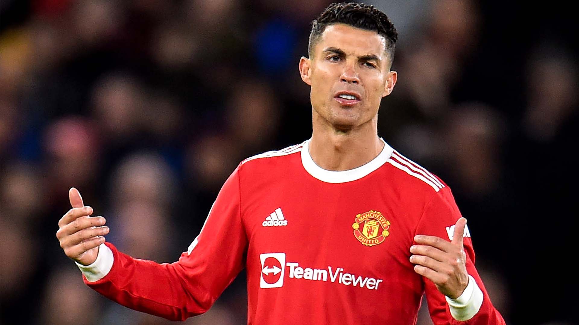 Cristiano Ronaldo quitte Manchester United "avec effet immédiat"