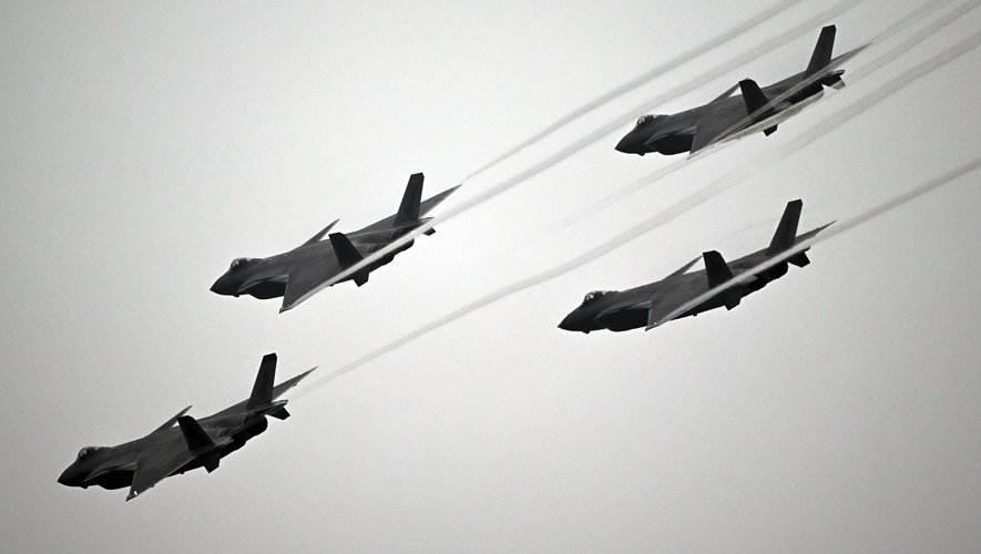 71 avions de chasse et drones chinois autour de Taiwan