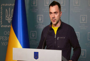 Ukraine : un influent conseiller de la présidence jette l’éponge
