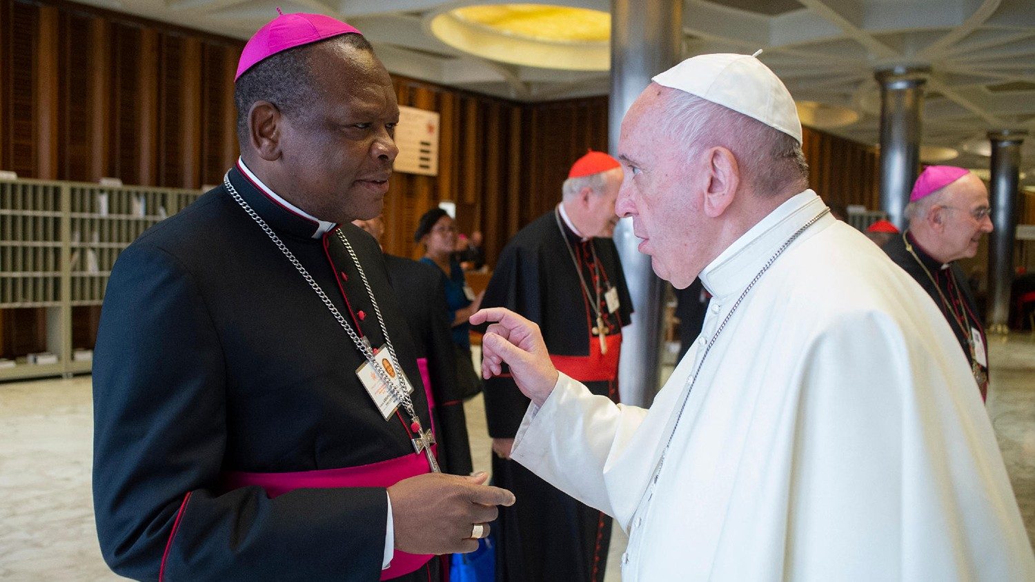RDC : le Vatican limoge deux prêtres pour des malversations