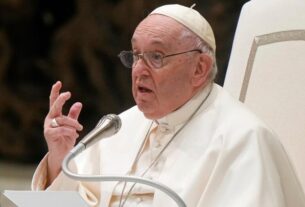 Selon le pape François, les prêtres pourraient être autorisés à se marier