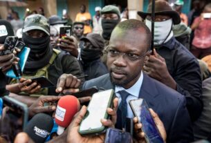 Sénégal : prison ferme et mandat d’arrêt contre Ousmane Sonko