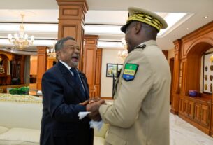 Gabon : Brice Oligui Nguema  remercie l’opposant Jean Ping pour son soutien