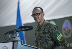 Paul Kagame approuve la mise à la retraite de 12 généraux et des centaines de soldats