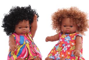 BeautifullDarkness propose des poupées noires parlant 15 langues africaines