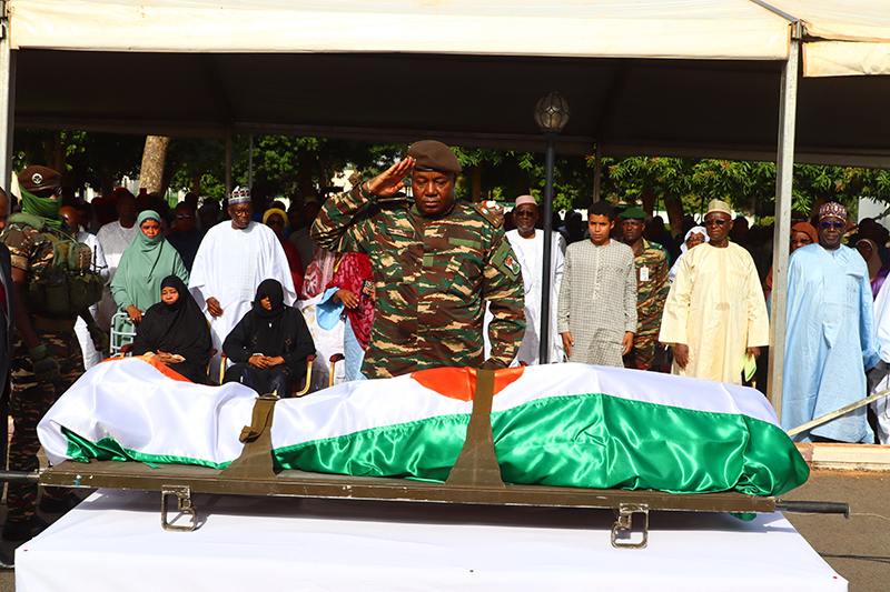 Niger : l’ancien Premier ministre Hama Amadou, inhumé