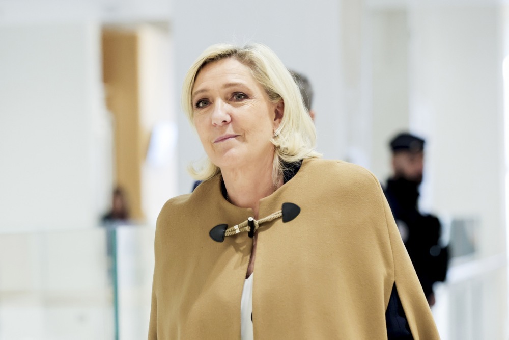 Marine Le Pen encourt 10 ans de prison et une peine d’inéligibilité