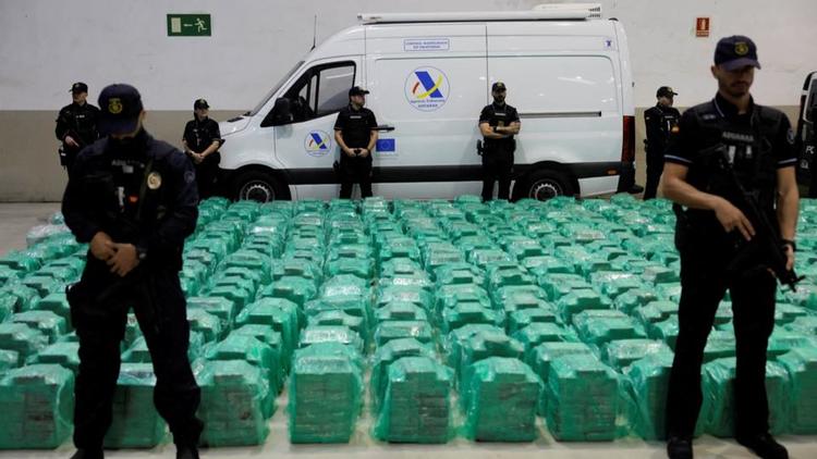 Espagne : 20 millions d’euros retrouvés dans la maison d’un chef de la police