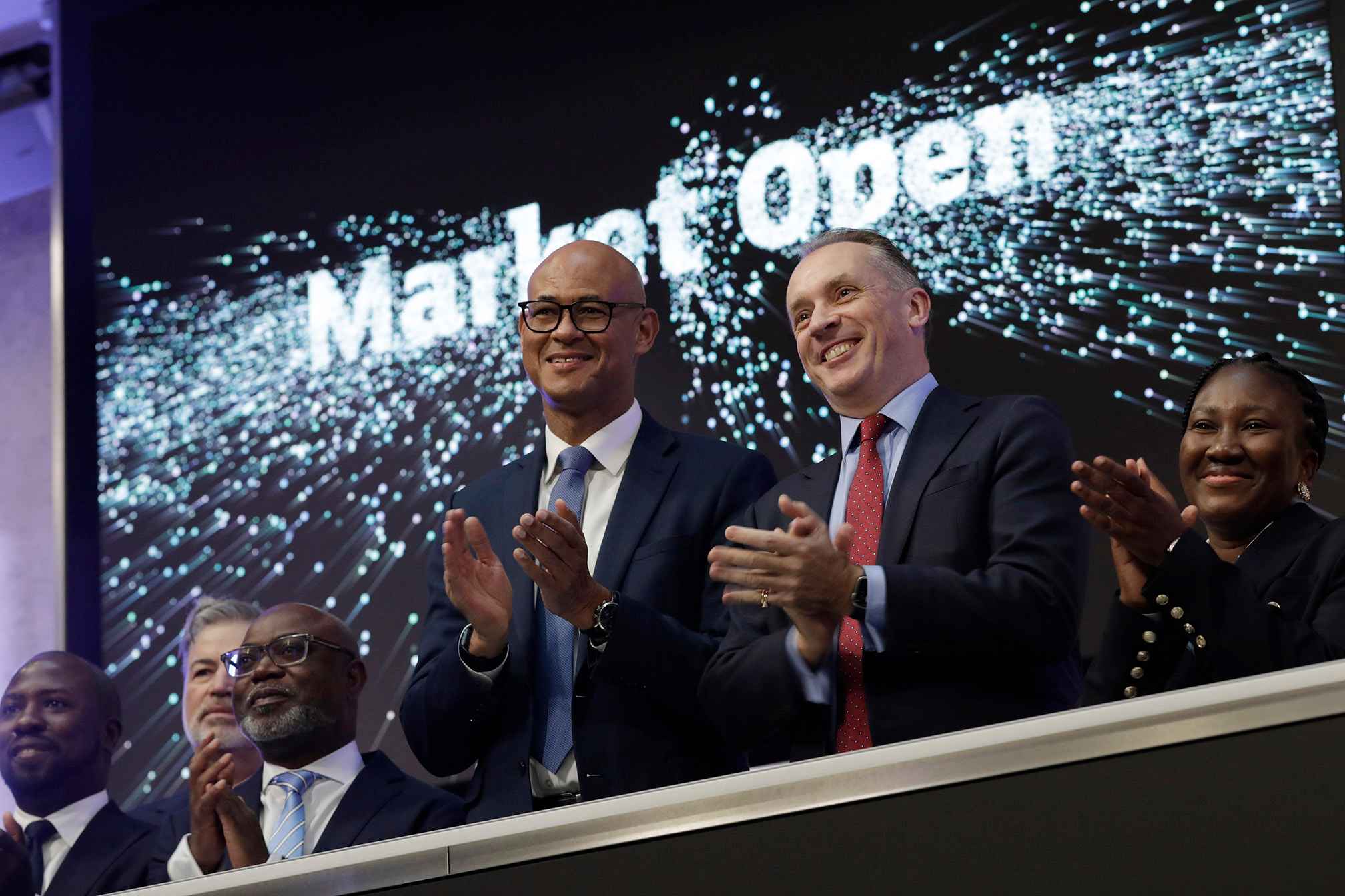 Bourse de Londres : Ecobank célèbre l'émission réussie d'euro-obligations de 400 millions de dollars américains