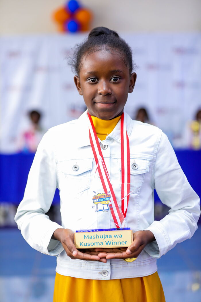 A 11 ans, Racheal Nafula est primée pour avoir lu 1 178 livres en 3 mois