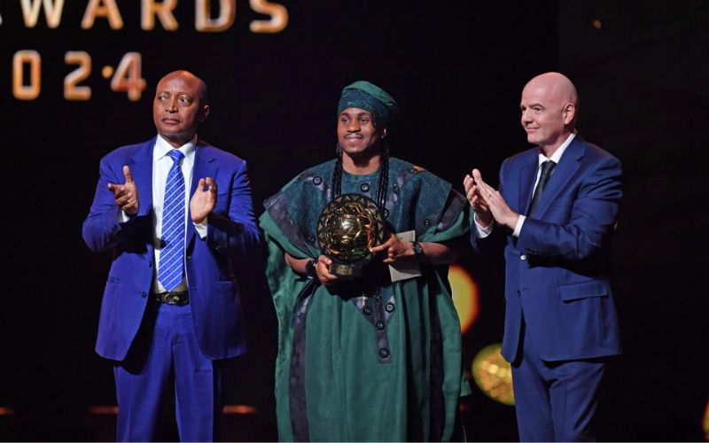 Ballon d’Or Africain 2024 : Lookman préféré à Guirassy
