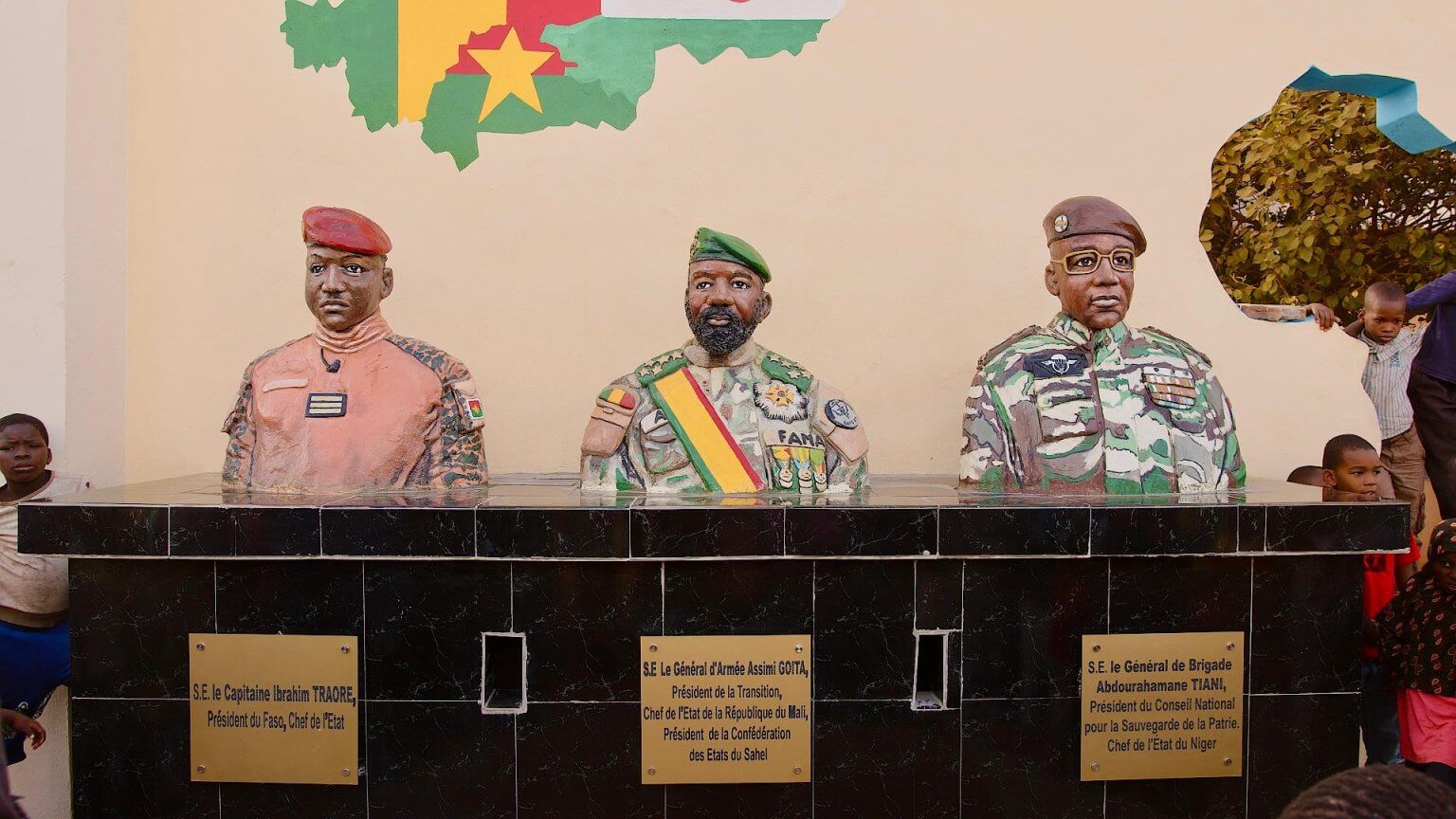 Mali : La Place de la CEDEAO devient la Place de la Confédération des États du Sahel