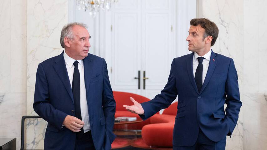 Emmanuel Macron nomme François Bayrou Premier ministre