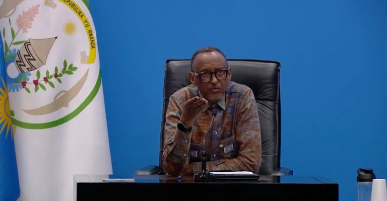 Paul Kagame invite la RDC à négocier avec les rebelles du M23