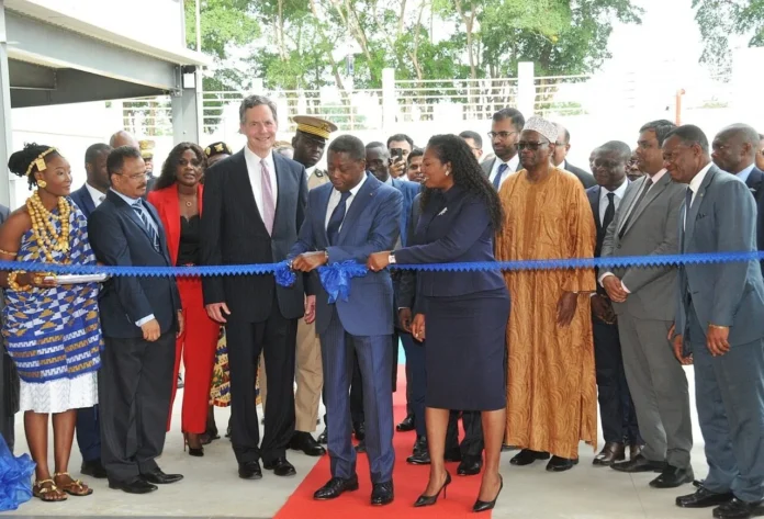 Togo : Faure Gnassingbé inaugure l’usine textile Star Garments